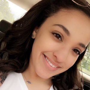 Meet your Posher, Lashae